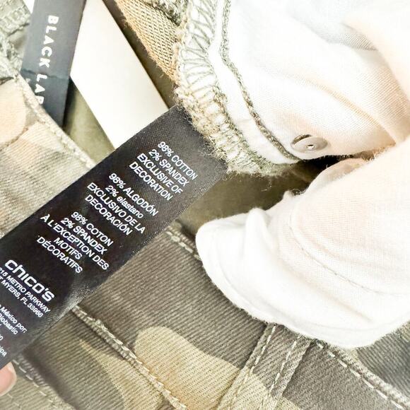 Chicos Black Label Camo Print Motorcycle Denim Midnight Moss Size 0 NWT - Picture 8 of 10